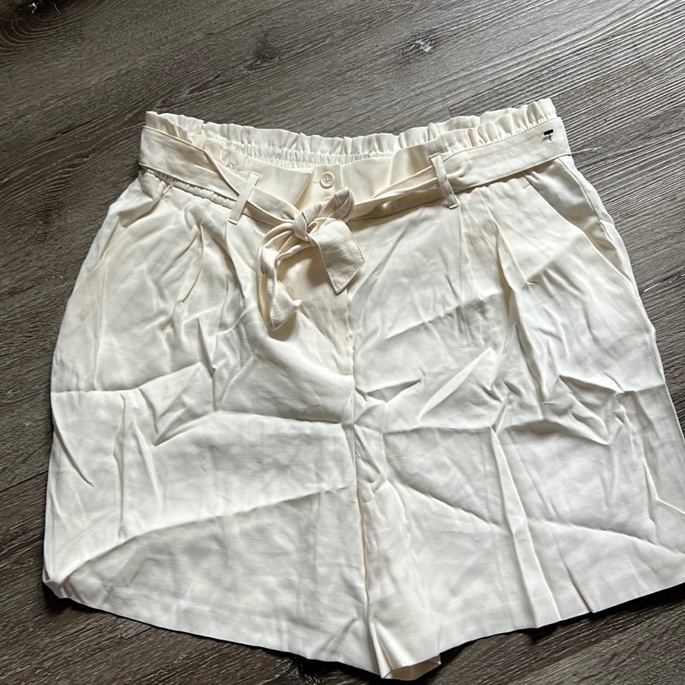 New Vera Wang Shorts.